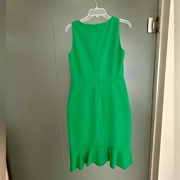 Ralph Lauren-Kelly Green-Size 4 Cocktail Dress in excellent condition! - Picture 2 of 2